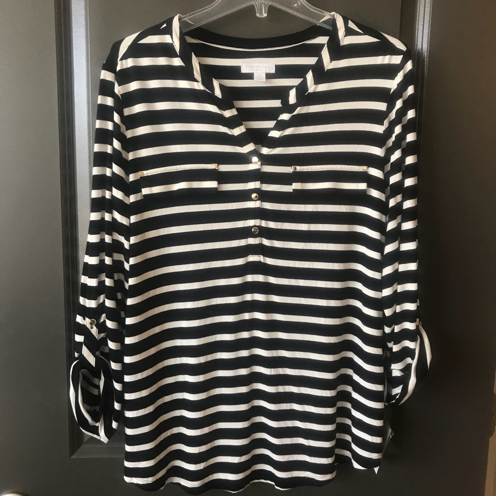 Black and White Top